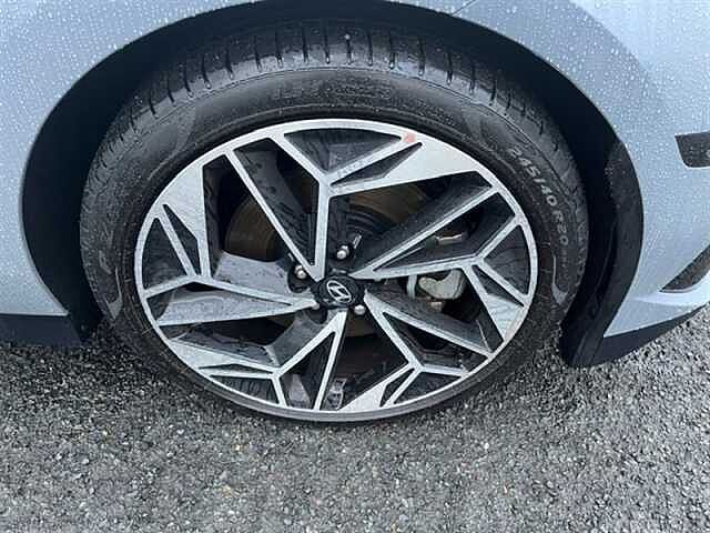 Hyundai IONIQ 6 77.4kWh Ultimate Saloon 4dr Electric Auto (228 ps)