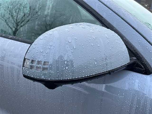 Hyundai IONIQ 6 77.4kWh Ultimate Saloon 4dr Electric Auto (228 ps)