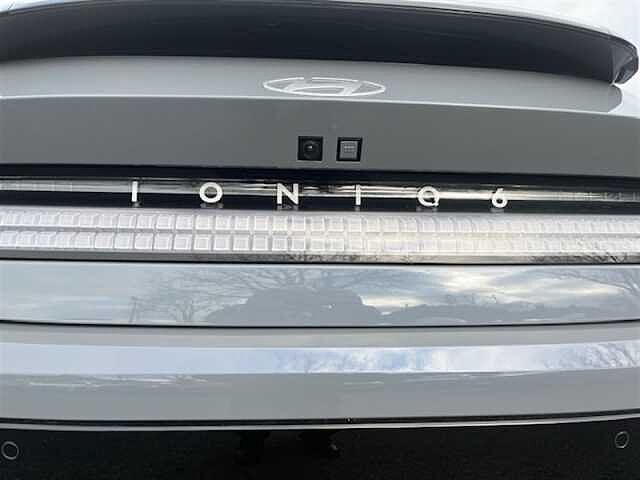 Hyundai IONIQ 6 77.4kWh Premium Saloon 4dr Electric Auto (228 ps) Blue