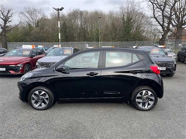 Hyundai I10 1.0 Advance Hatchback 5dr Petrol Manual Euro 6 (s/s) (63 ps) Black