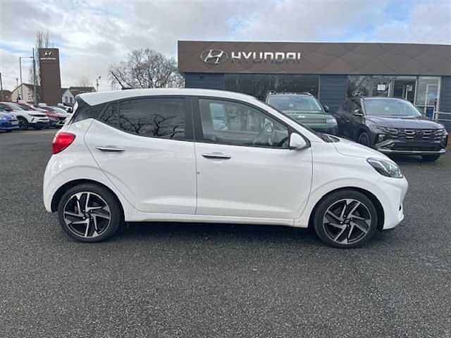 Hyundai I10 1.2 Premium Hatchback 5dr Petrol Auto Euro 6 (s/s) (84 ps) White