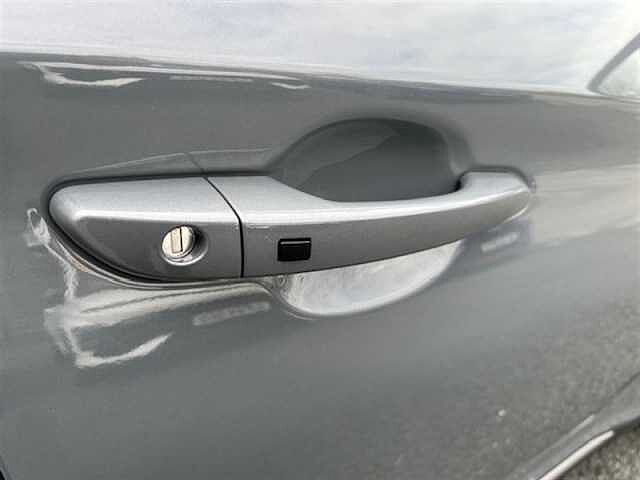 Hyundai KONA 1.0 T-GDi MHEV Premium SUV 5dr Petrol Hybrid Manual Euro 6 (s/s) (120 ps) Grey