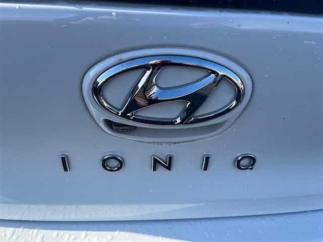 Hyundai IONIQ 1.6 h-GDi Premium Hatchback 5dr Petrol Hybrid DCT Euro 6 (s/s) (141 ps)