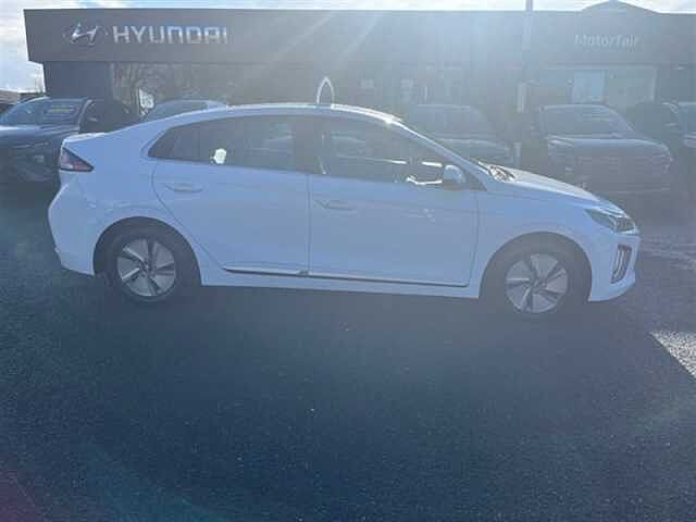 Hyundai IONIQ 1.6 h-GDi Premium Hatchback 5dr Petrol Hybrid DCT Euro 6 (s/s) (141 ps)