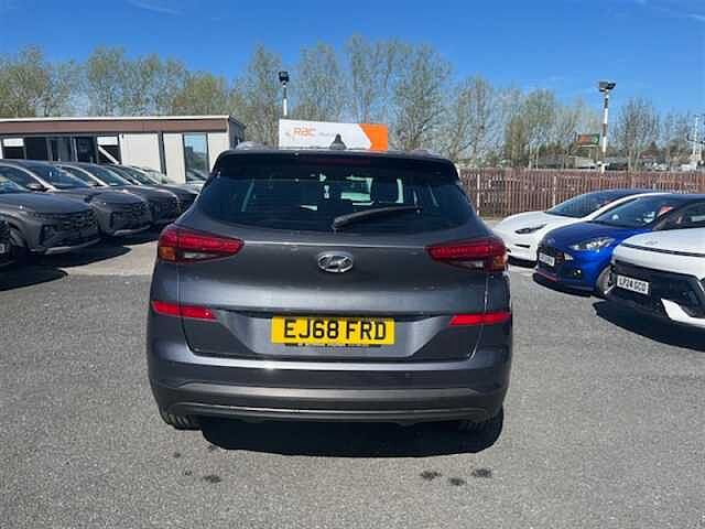 Hyundai TUCSON 1.6 GDi SE Nav SUV 5dr Petrol Manual Euro 6 (s/s) (132 ps)