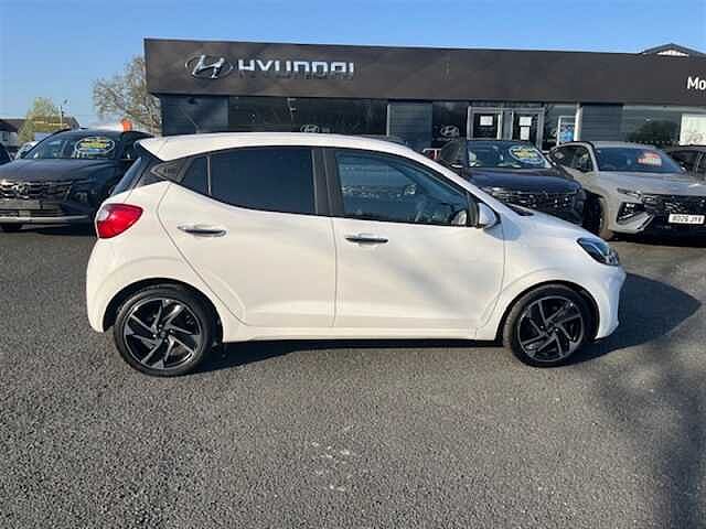 Hyundai I10 1.0 Premium Hatchback 5dr Petrol Auto Euro 6 (s/s) (63 ps) White