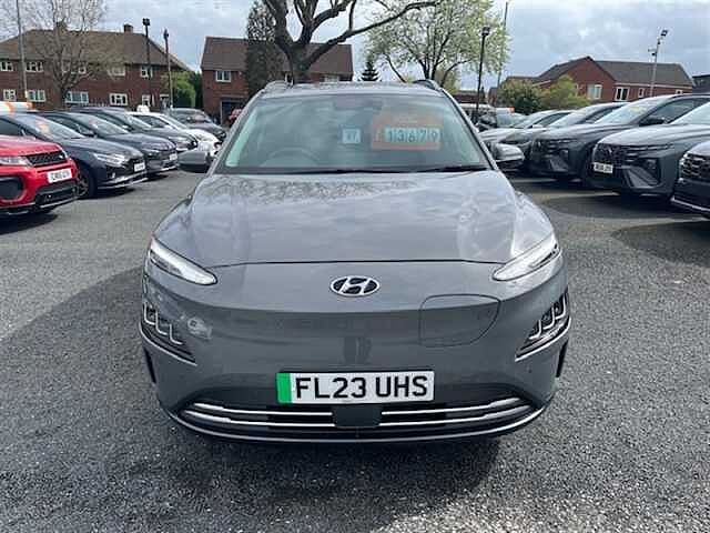 Hyundai KONA 39kWh Premium SUV 5dr Electric Auto (10.5kW Charger) (136 ps) Grey