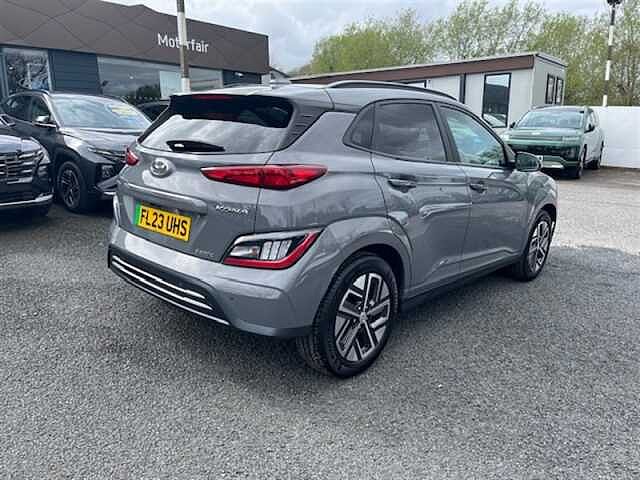 Hyundai KONA 39kWh Premium SUV 5dr Electric Auto (10.5kW Charger) (136 ps) Grey