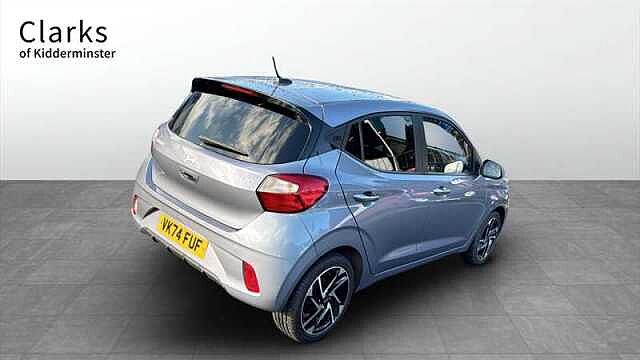 Hyundai i10 1.2 Premium Hatchback 5dr Petrol Manual Euro 6 (s/s) (79 ps)