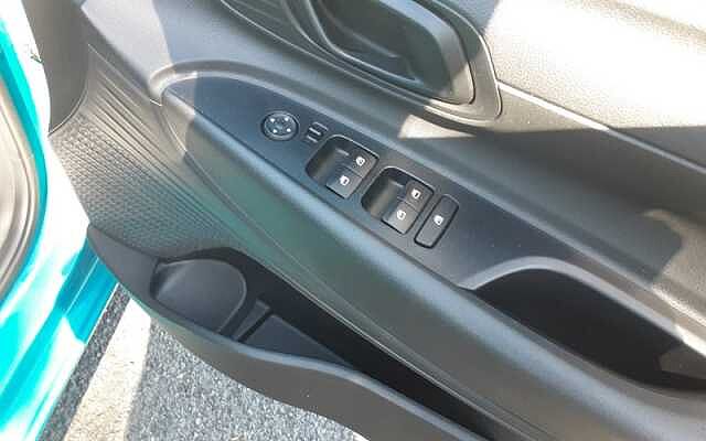 Hyundai i20 1.0 T-GDi MHEV SE Connect Hatchback 5dr Petrol Hybrid Manual Euro 6 (s/s) (100 p