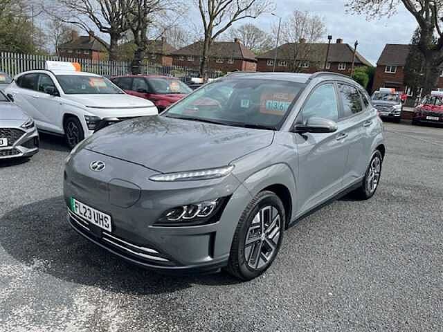 Hyundai KONA 39kWh Premium SUV 5dr Electric Auto (10.5kW Charger) (136 ps)