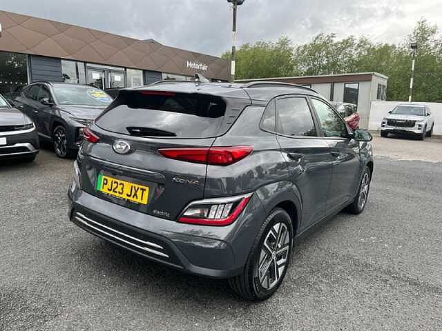 Hyundai KONA 39kWh Premium SUV 5dr Electric Auto (10.5kW Charger) (136 ps)