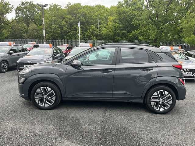 Hyundai KONA 39kWh Premium SUV 5dr Electric Auto (10.5kW Charger) (136 ps)