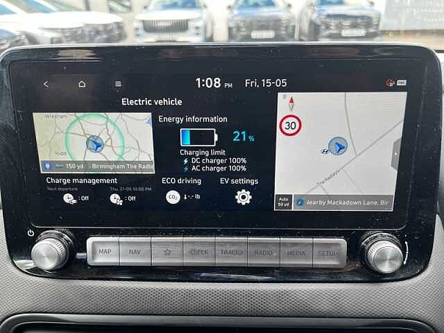 Hyundai KONA 39kWh Premium SUV 5dr Electric Auto (10.5kW Charger) (136 ps)