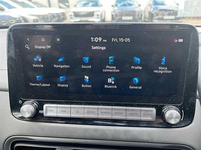 Hyundai KONA 39kWh Premium SUV 5dr Electric Auto (10.5kW Charger) (136 ps)
