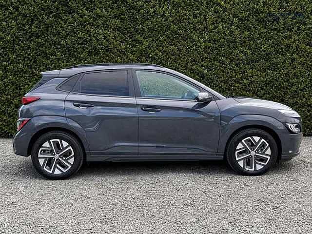 Hyundai KONA 64kWh Ultimate SUV 5dr Electric Auto (10.5kW Charger) (204 ps)