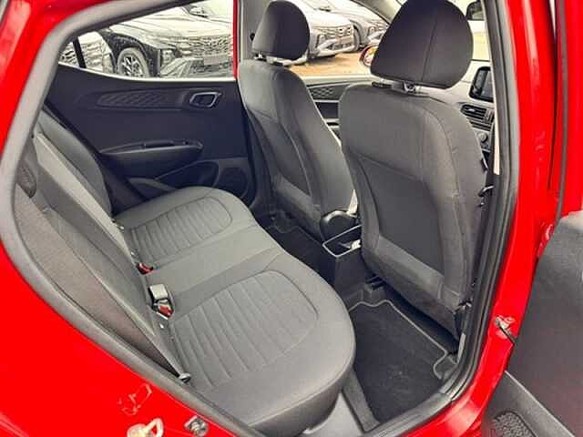 Hyundai I10 1.0 SE Connect Hatchback 5dr Petrol Manual Euro 6 (s/s) (67 ps) Red