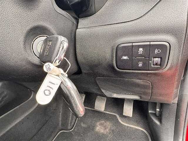 Hyundai I10 1.0 SE Connect Hatchback 5dr Petrol Manual Euro 6 (s/s) (67 ps) Red