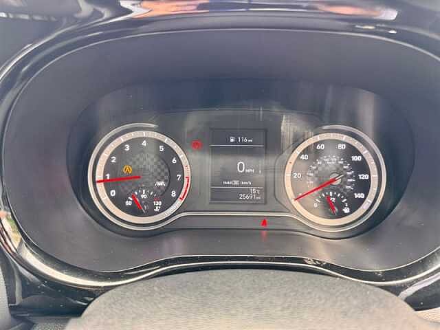 Hyundai I10 1.0 SE Connect Hatchback 5dr Petrol Manual Euro 6 (s/s) (67 ps) Red