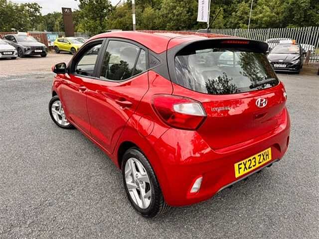 Hyundai I10 1.0 SE Connect Hatchback 5dr Petrol Manual Euro 6 (s/s) (67 ps) Red