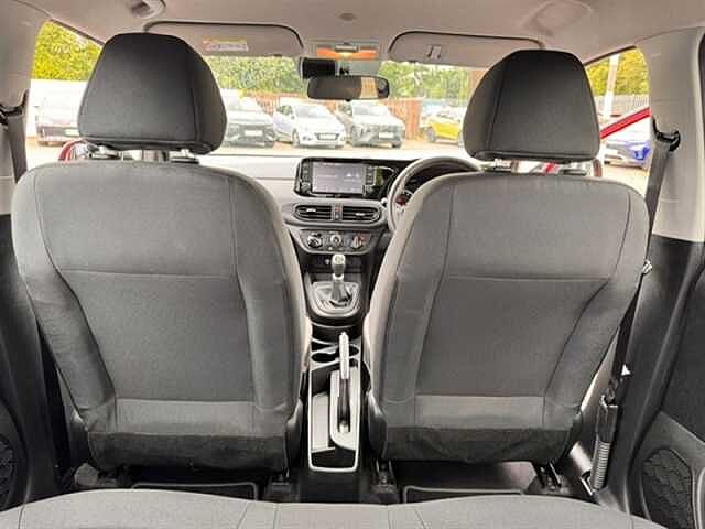 Hyundai I10 1.0 SE Connect Hatchback 5dr Petrol Manual Euro 6 (s/s) (67 ps) Red