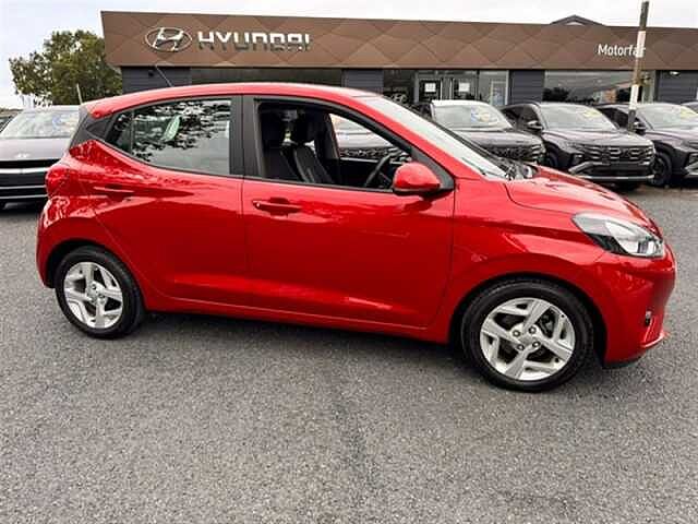Hyundai I10 1.0 SE Connect Hatchback 5dr Petrol Manual Euro 6 (s/s) (67 ps) Red