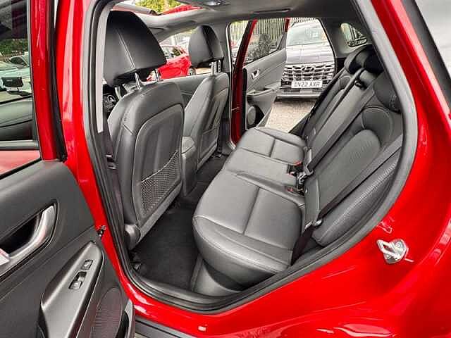 Hyundai KONA 64kWh Ultimate SUV 5dr Electric Auto (10.5kW Charger) (204 ps)