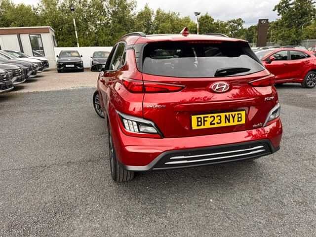 Hyundai KONA 64kWh Ultimate SUV 5dr Electric Auto (10.5kW Charger) (204 ps)