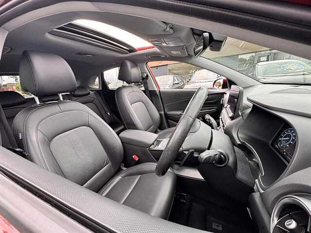 Hyundai KONA 64kWh Ultimate SUV 5dr Electric Auto (10.5kW Charger) (204 ps)