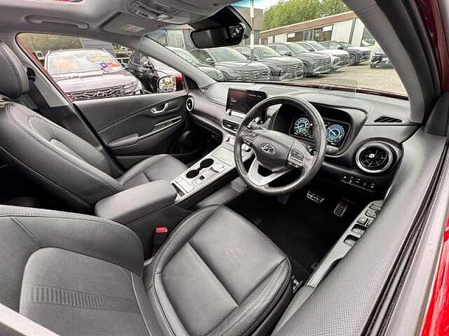 Hyundai KONA 64kWh Ultimate SUV 5dr Electric Auto (10.5kW Charger) (204 ps)
