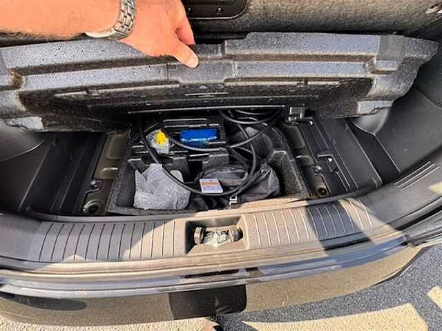 Hyundai KONA 39kWh Premium SUV 5dr Electric Auto (10.5kW Charger) (136 ps)