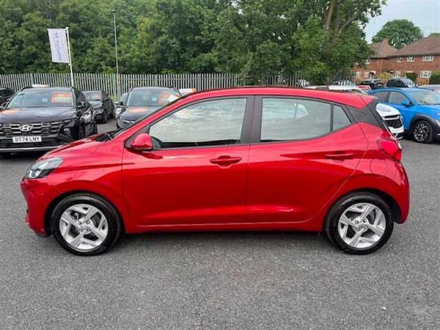 Hyundai i10 1.0 SE Connect Hatchback 5dr Petrol Manual Euro 6 (s/s) (67 ps)