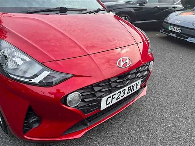 Hyundai i10 1.0 SE Connect Hatchback 5dr Petrol Manual Euro 6 (s/s) (67 ps)