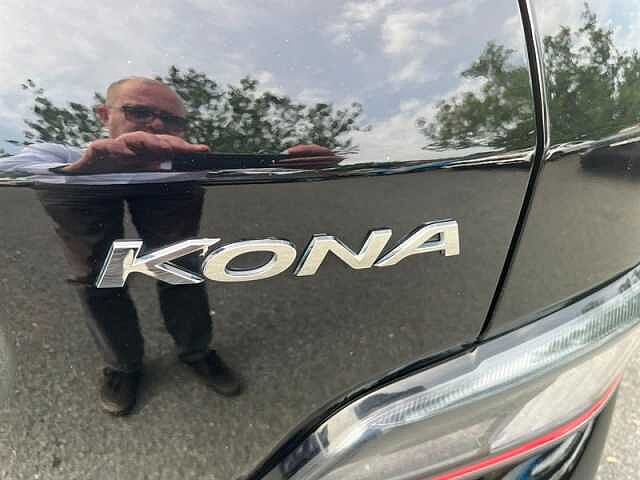 Hyundai KONA 64kWh Ultimate SUV 5dr Electric Auto (10.5kW Charger) (204 ps)