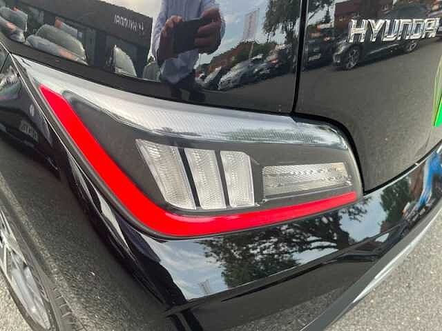 Hyundai KONA 64kWh Ultimate SUV 5dr Electric Auto (10.5kW Charger) (204 ps)
