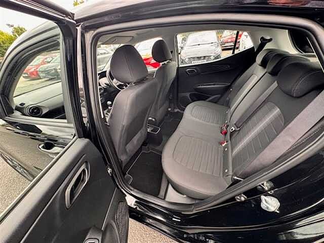 Hyundai i10 1.0 Advance Hatchback 5dr Petrol Manual Euro 6 (s/s) (63 ps)