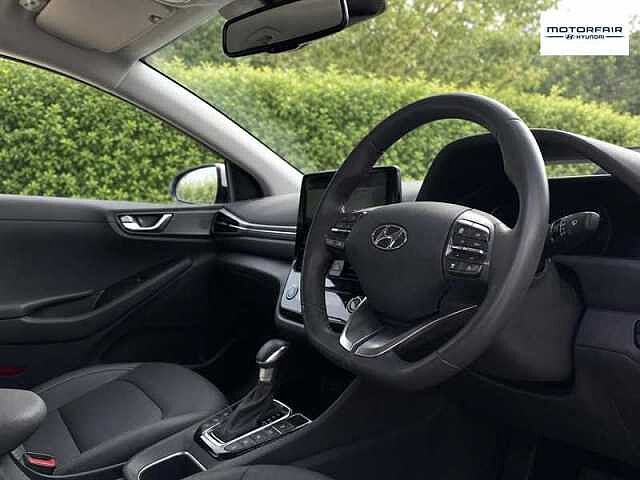 Hyundai IONIQ 1.6 h-GDi 8.9kWh Premium SE Hatchback 5dr Petrol Plug-in Hybrid DCT Euro 6 (s/s)