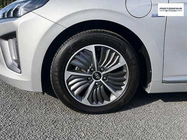 Hyundai IONIQ 1.6 h-GDi 8.9kWh Premium SE Hatchback 5dr Petrol Plug-in Hybrid DCT Euro 6 (s/s)