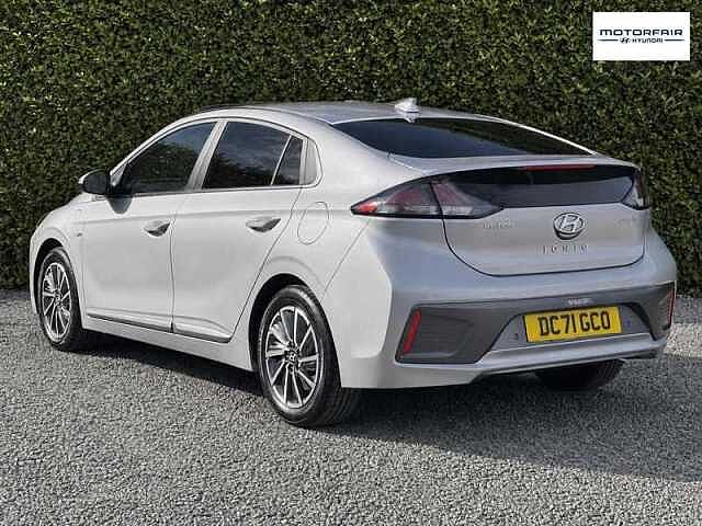 Hyundai IONIQ 1.6 h-GDi 8.9kWh Premium SE Hatchback 5dr Petrol Plug-in Hybrid DCT Euro 6 (s/s)