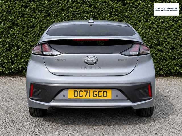 Hyundai IONIQ 1.6 h-GDi 8.9kWh Premium SE Hatchback 5dr Petrol Plug-in Hybrid DCT Euro 6 (s/s)