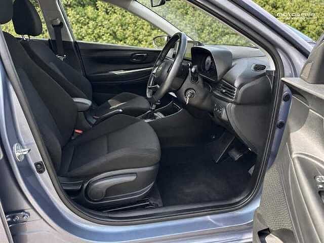Hyundai i20 1.0 T-GDi Premium Hatchback 5dr Petrol DCT Euro 6 (s/s) (100 ps)