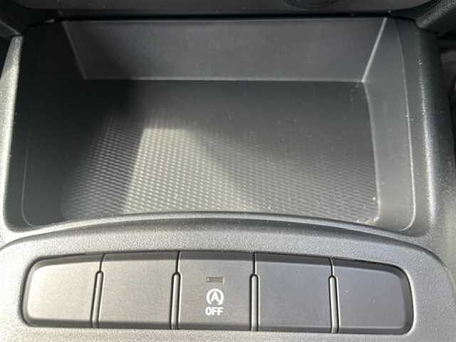 Hyundai i10 1.0 SE Connect Hatchback 5dr Petrol Manual Euro 6 (s/s) (67 ps)