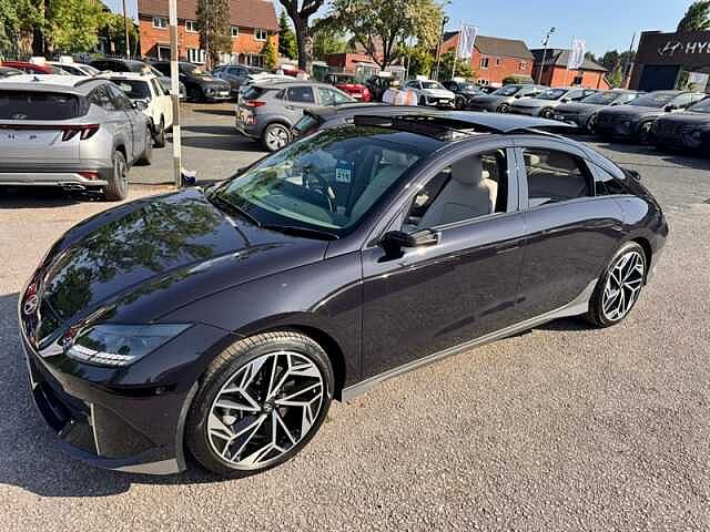 Hyundai IONIQ 6 77.4kWh Ultimate Saloon 4dr Electric Auto (228 ps)