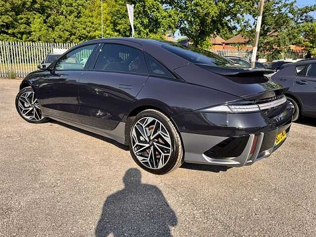 Hyundai IONIQ 6 77.4kWh Ultimate Saloon 4dr Electric Auto (228 ps)