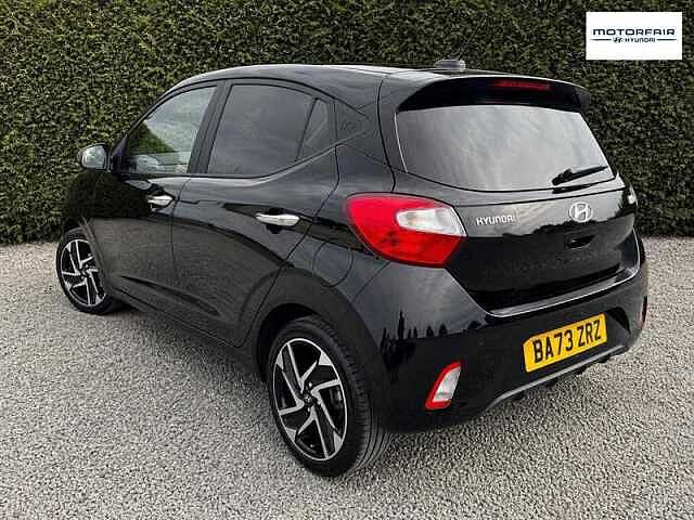 Hyundai i10 1.0 Premium Hatchback 5dr Petrol Manual Euro 6 (s/s) (67 ps)