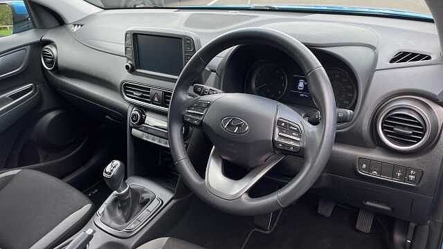 Hyundai KONA 1.0 T-GDi Premium SUV 5dr Petrol Manual Euro 6 (s/s) (120 ps) Blue