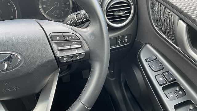 Hyundai KONA 1.0 T-GDi Premium SUV 5dr Petrol Manual Euro 6 (s/s) (120 ps) Blue