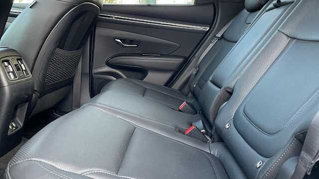 Hyundai TUCSON 1.6 T-GDi MHEV Ultimate SUV 5dr Petrol Hybrid DCT 4WD Euro 6 (s/s) (180 ps) White