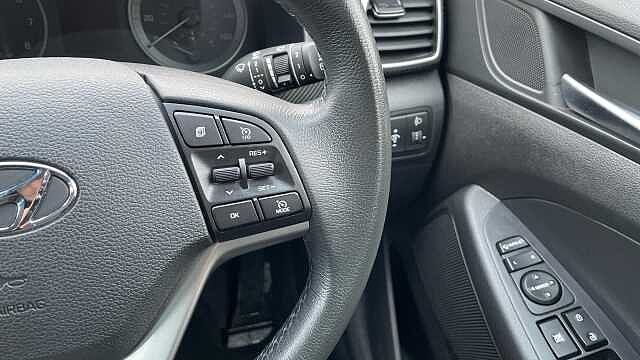 Hyundai TUCSON 1.6 GDi SE Nav SUV 5dr Petrol Manual Euro 6 (s/s) (132 ps) Black