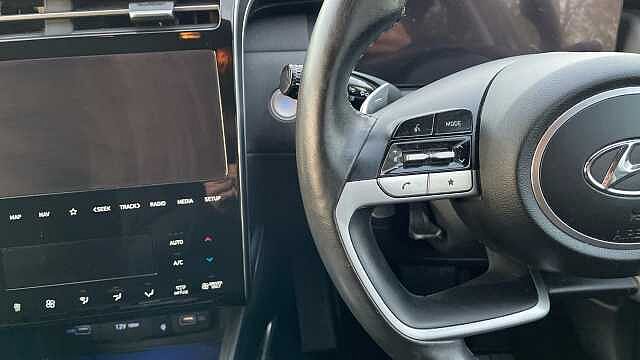 Hyundai TUCSON 1.6 h T-GDi Premium SUV 5dr Petrol Hybrid Auto Euro 6 (s/s) (230 ps) Grey